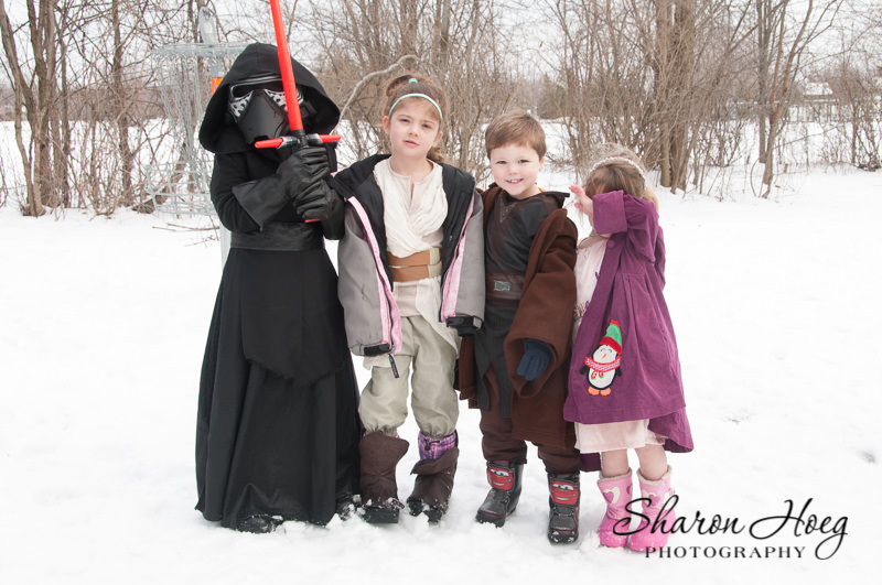 Cousins lined up in star wars costumes, Northville Child Photographer